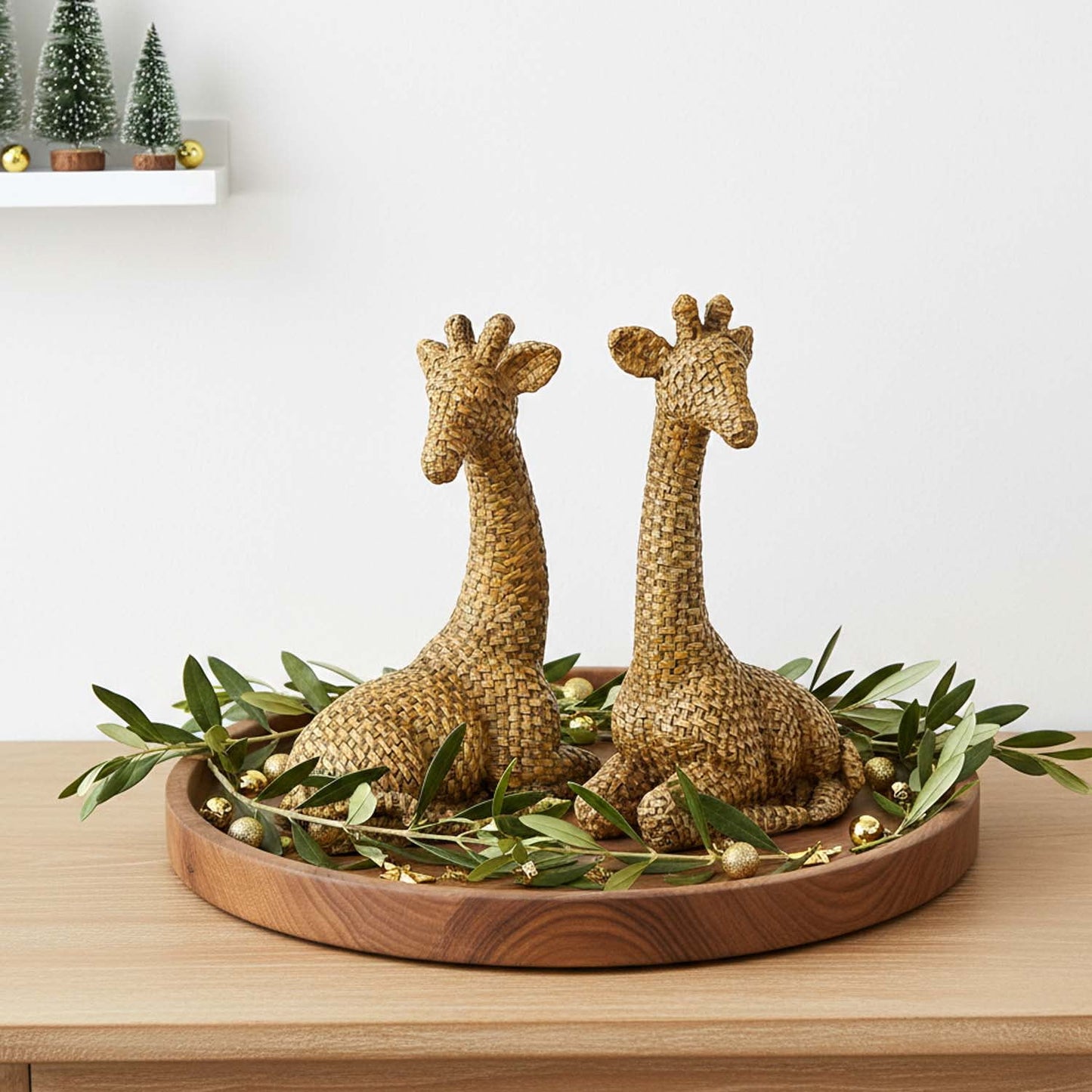 Ayieyill 2pcs Wicker Reindeer Christmas Decoration Resin Reindeer Decor for Tabletop Christmas Decor