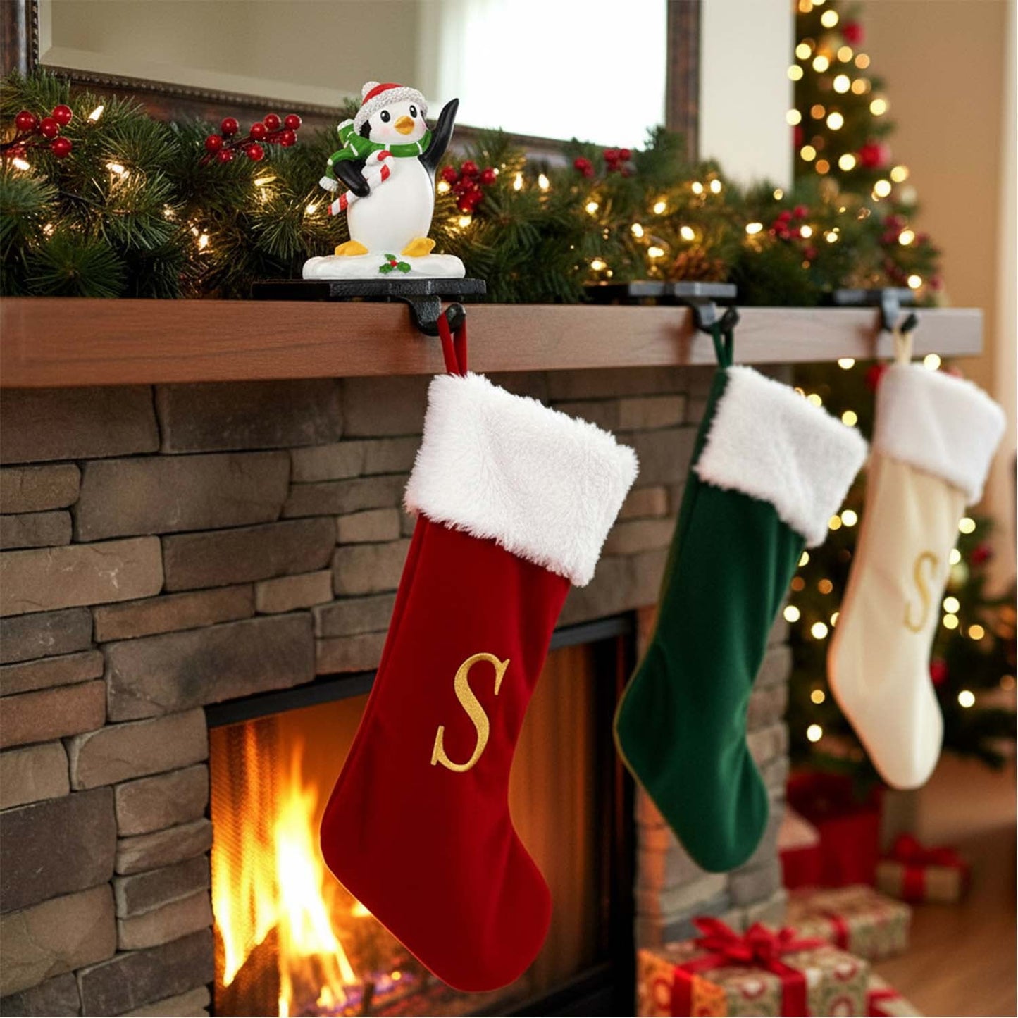 Ayieyill Christmas Santa Claus Stocking Holder, Resin Stocking Holders for Mantle Christmas Decorations