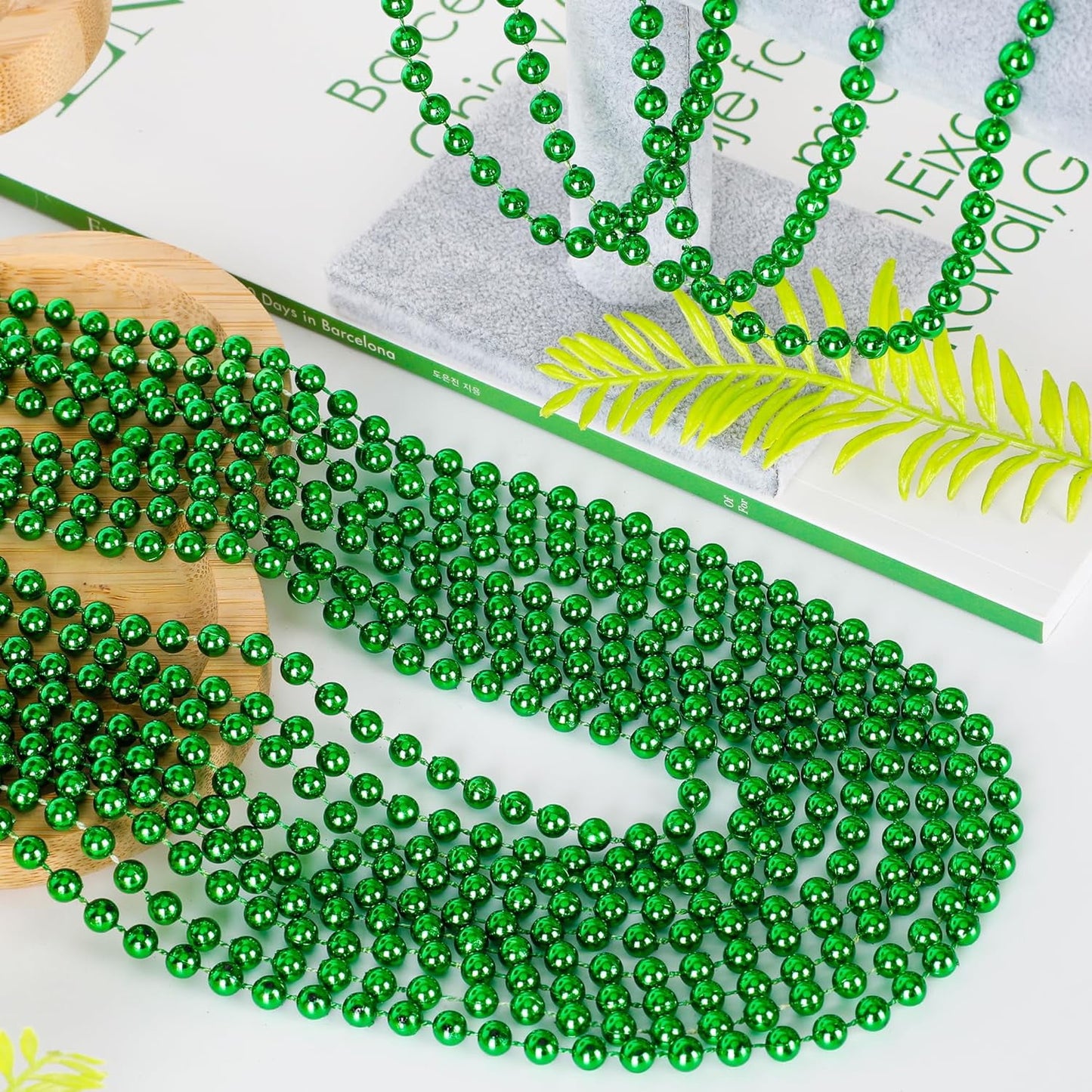 Ayieyill 29Pcs St. Patrick's Day Party Favors Set, Green Shamrock Necklaces Sunglasses, Shamrock Clover Head Boppers Eyeglasses Accessories Bracelets Temporary