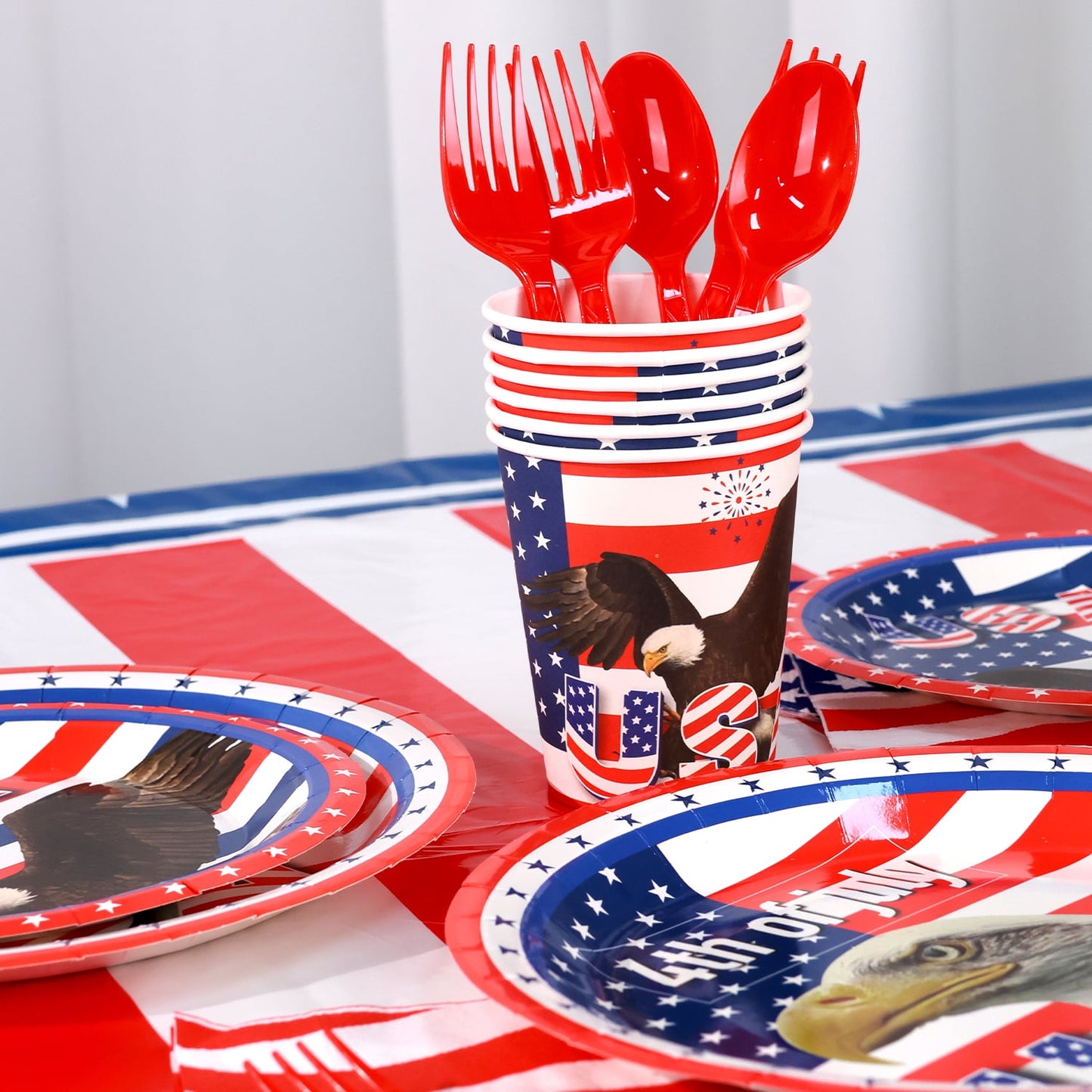 Ayieyill 170Pcs 4th of July Decorations Party Supplies, Fourth of July Decorations, Independence Day Party Serves 24