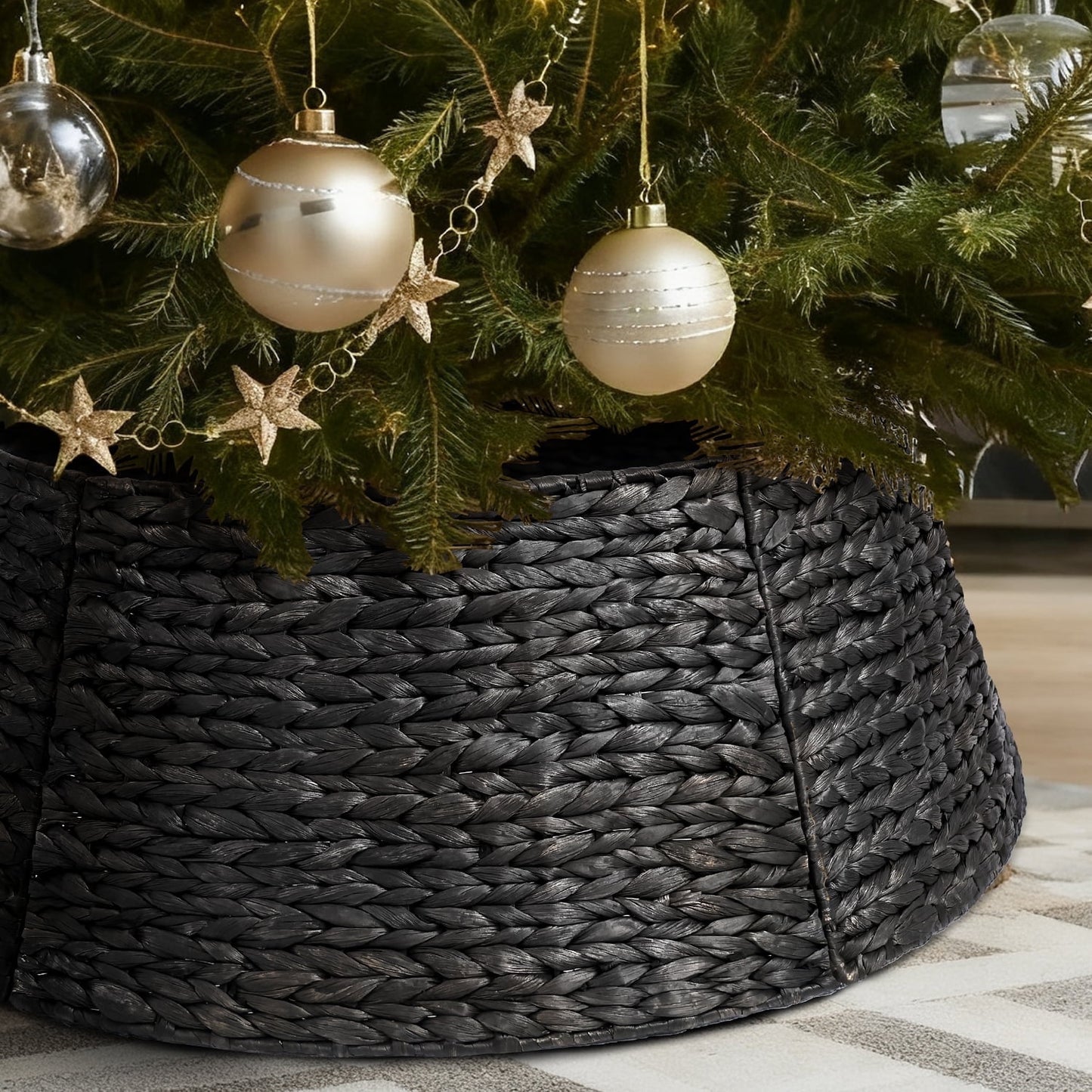 Ayieyill Woven Hyacinth Christmas Tree Collar, Christmas Tree Decorations, Tree Skirt Accessory w/ Cord Cut-Out | Natural