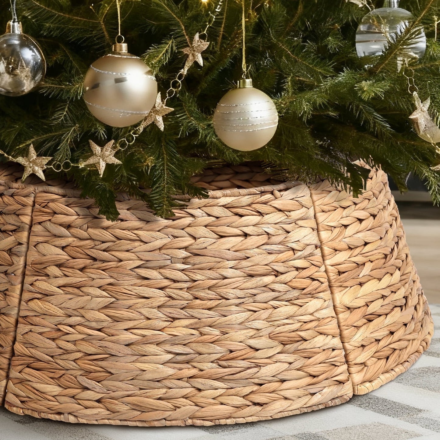 Ayieyill Woven Hyacinth Christmas Tree Collar, Christmas Tree Decorations, Tree Skirt Accessory w/ Cord Cut-Out | Natural
