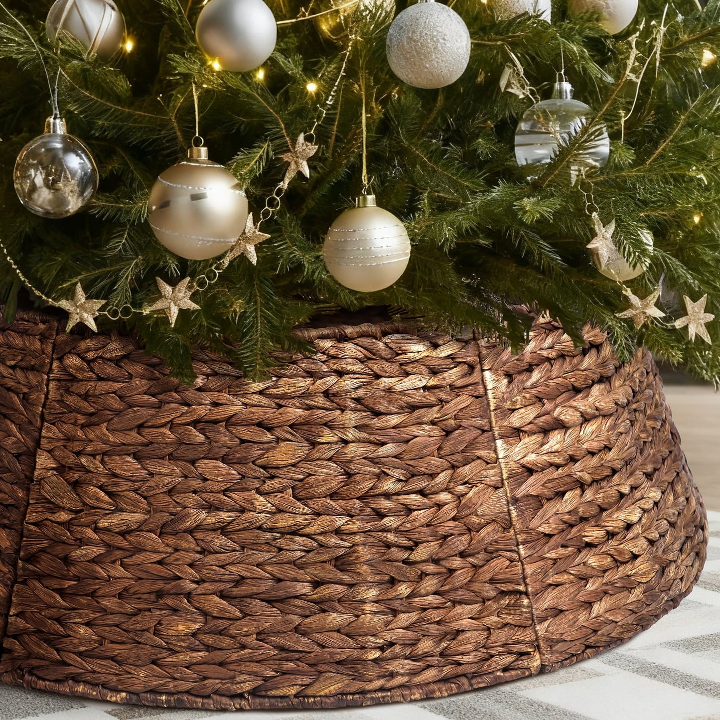 Ayieyill Woven Hyacinth Christmas Tree Collar, Christmas Tree Decorations, Tree Skirt Accessory w/ Cord Cut-Out | Natural
