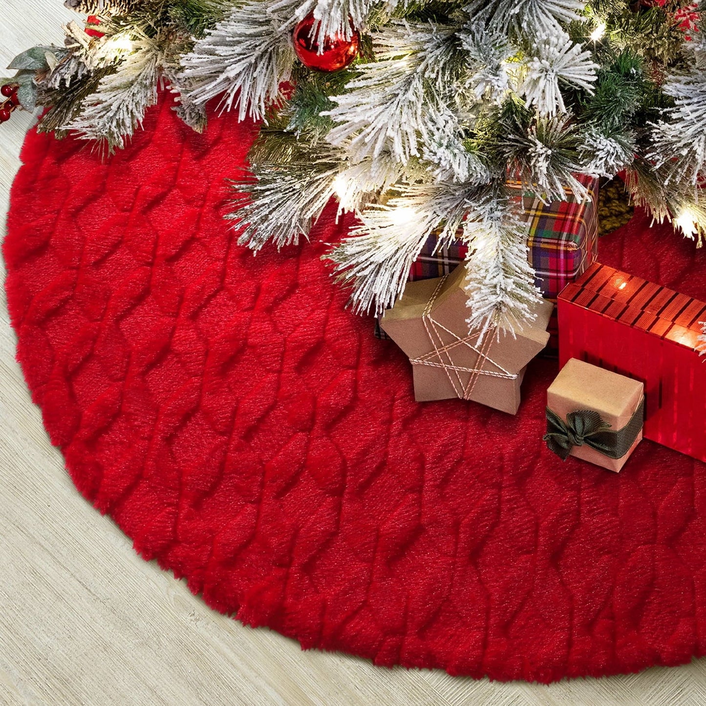 Ayieyill Christmas Tree Skirt 48 Inches Faux Fur White Christmas Tree Skirt for Christmas Tree Decorations