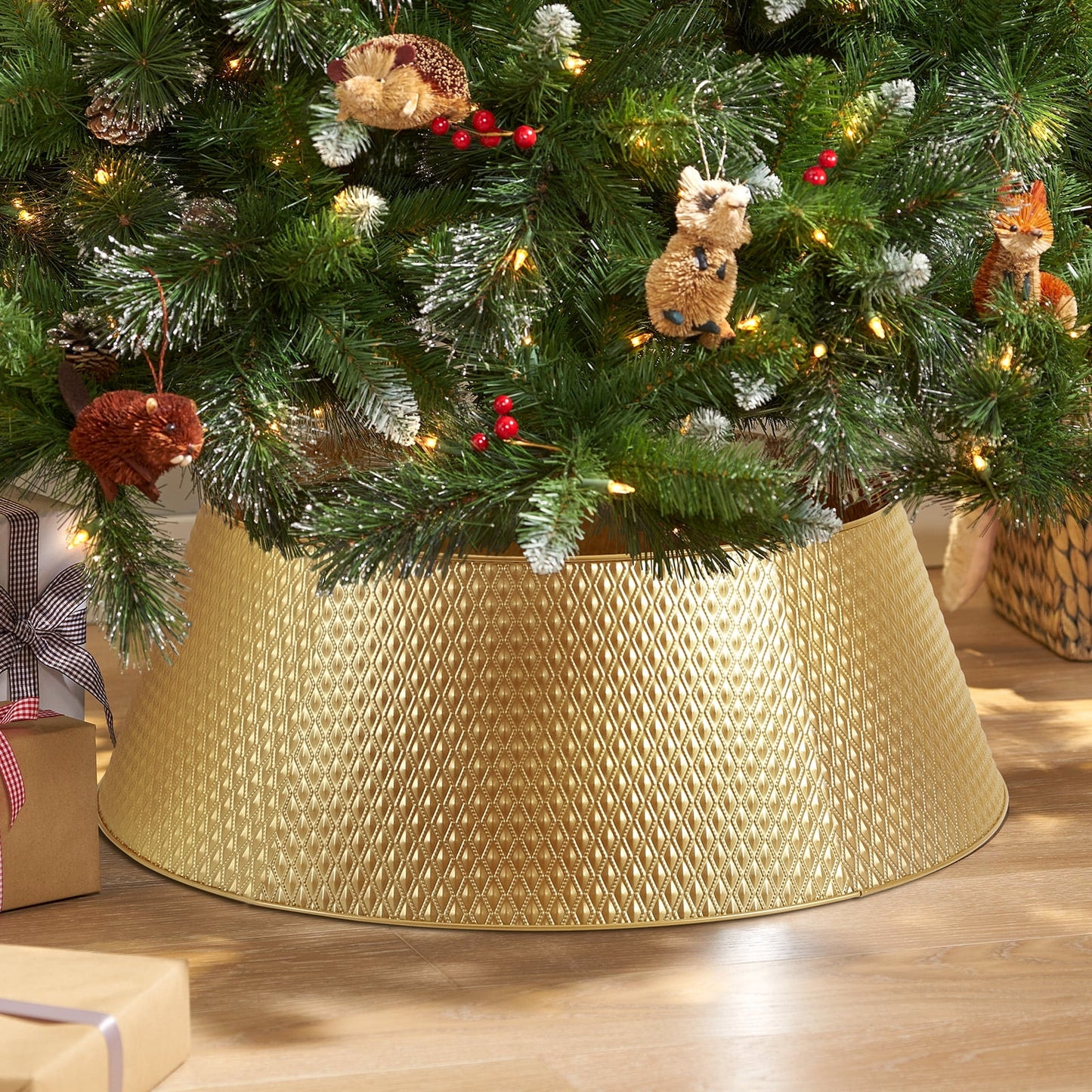 Ayieyill 26 Inch Christmas Tree Collar, Metal Tree Collar, Water Base Protection from Pets, Collar for Christmas Tree, Silver