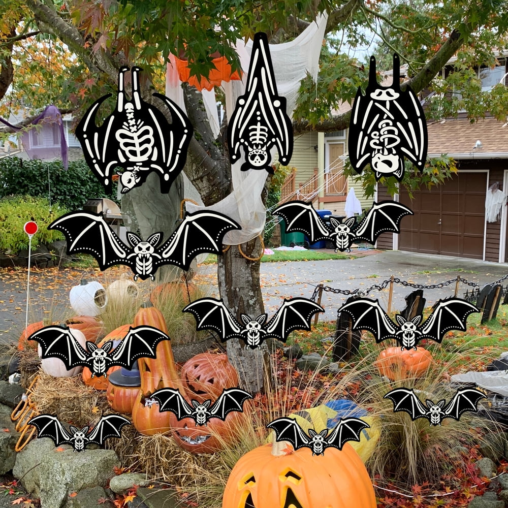 Ayieyill Halloween Hanging Bats Decorations Outdoor, 12pcs 3D Glowing Hanging Flying Bat for Hanging in The Tree, Porch, Yard, Lawn