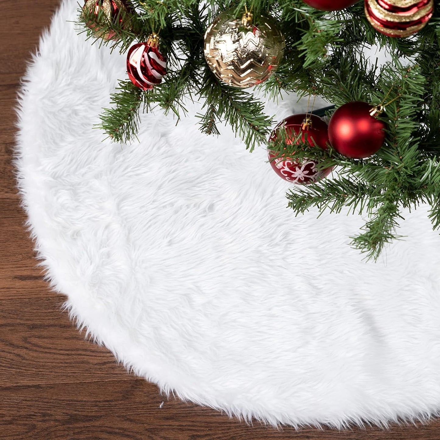 Ayieyill Christmas Tree Skirt 48 Inches Faux Fur White Christmas Tree Skirt for Christmas Tree Decorations